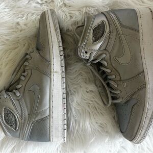 Air Jordan 1 Retro High CO Japan Neutral Grey (GS)